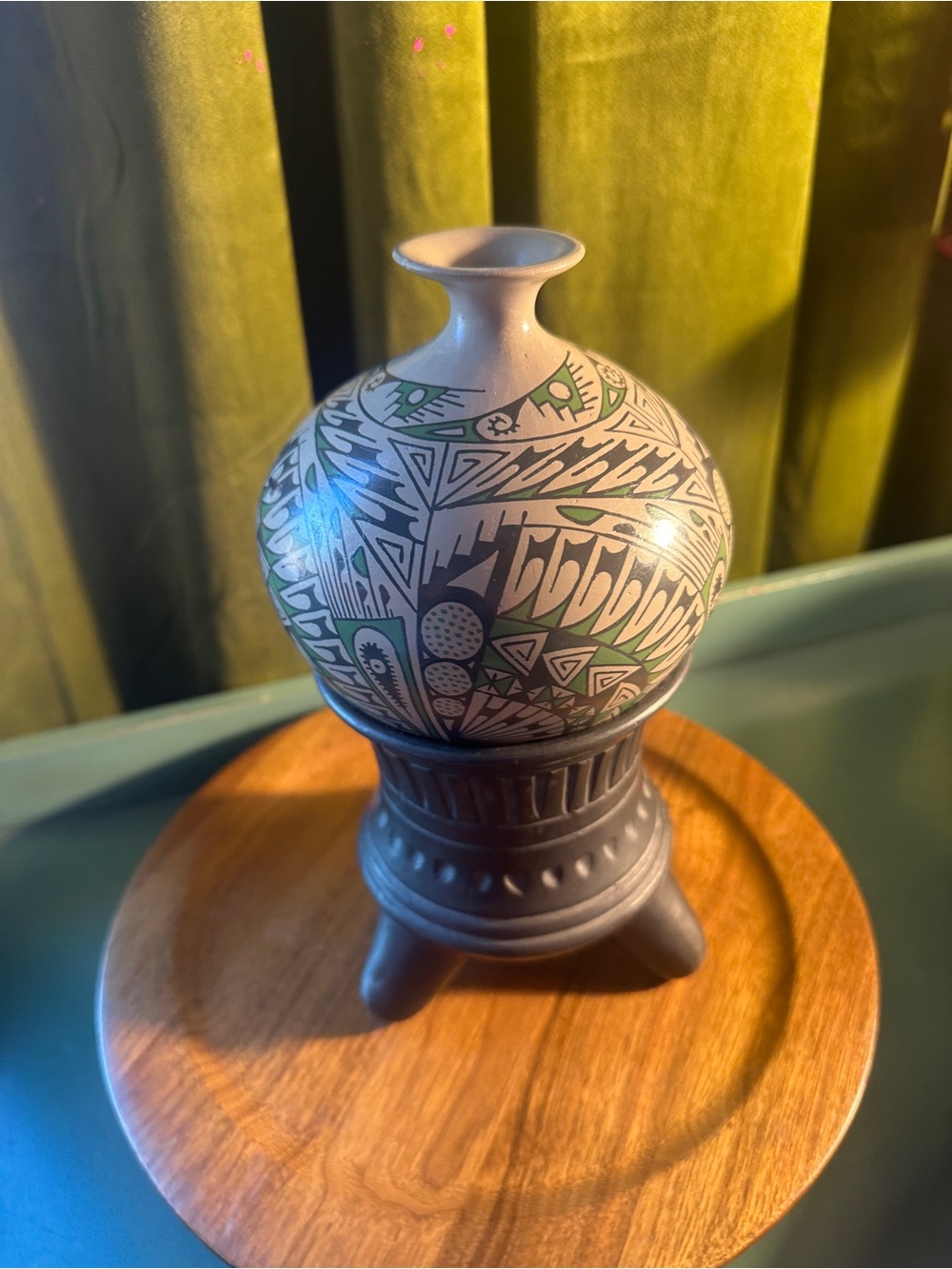 Mexican pottery signed pieces the base is also signed